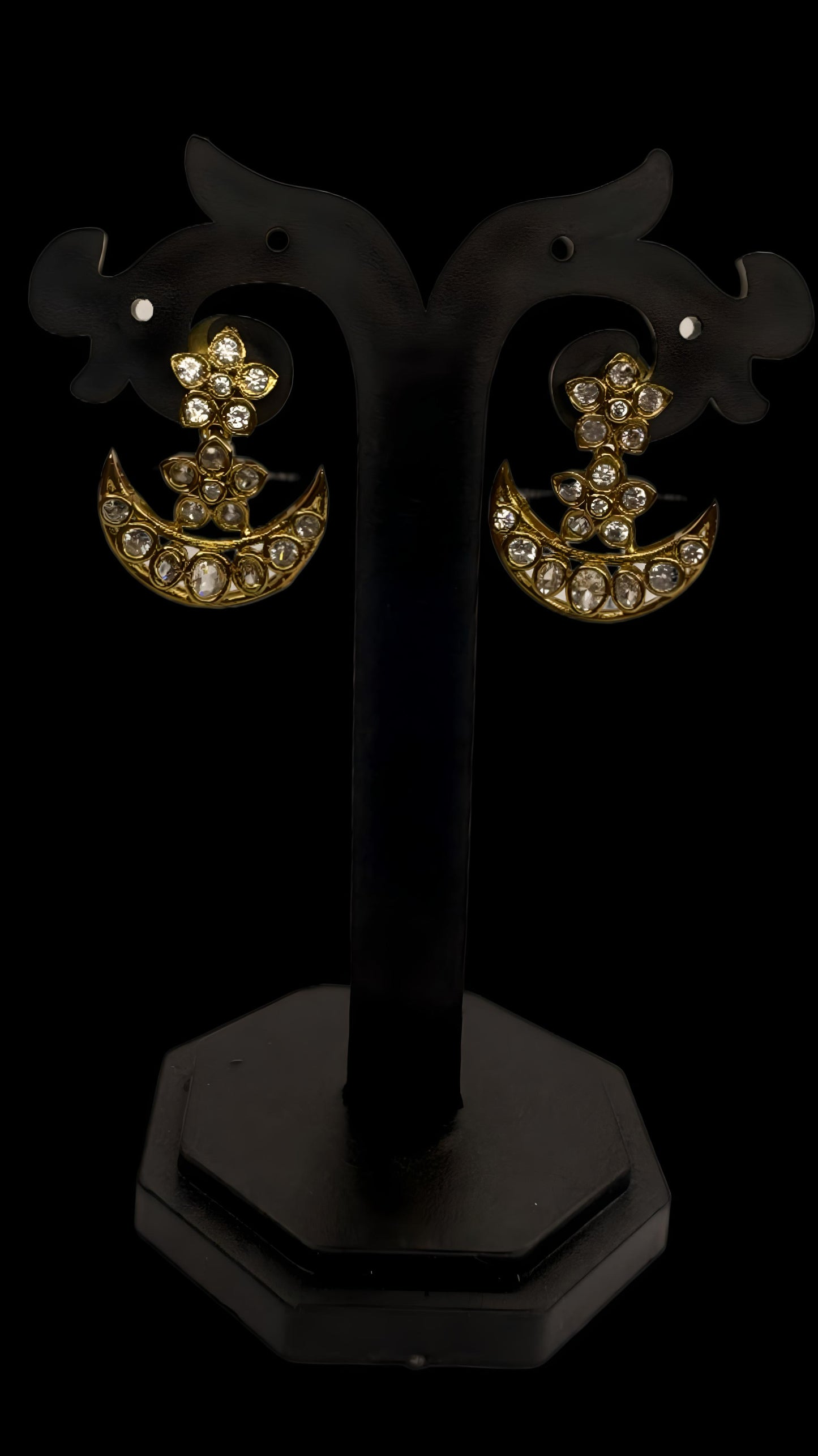 Gold Plated Crescent Kundan Necklace Set – Elegant Ethnic Jewellery (Code - DJ_019)