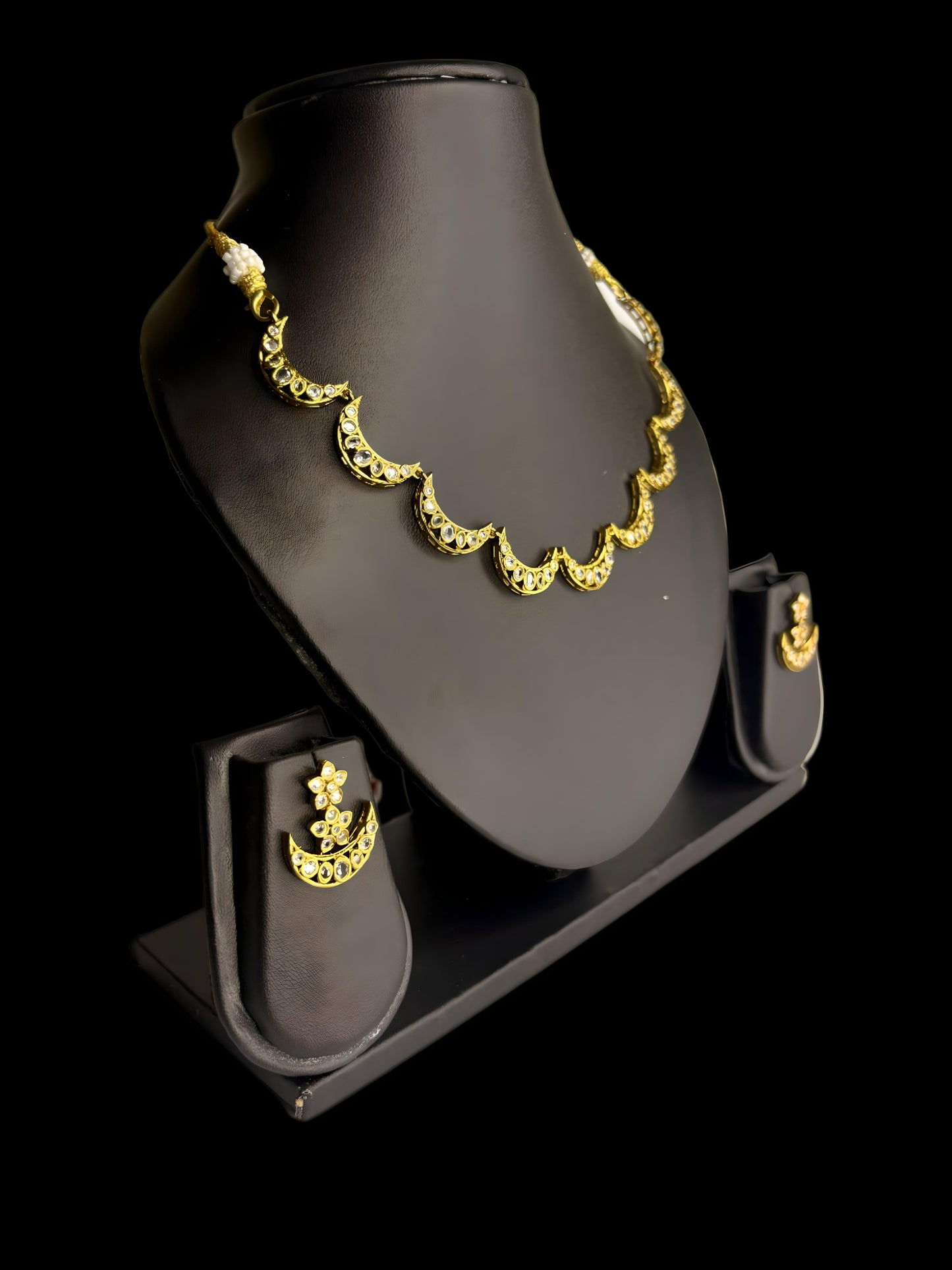 Gold Plated Crescent Kundan Necklace Set – Elegant Ethnic Jewellery (Code - DJ_019)